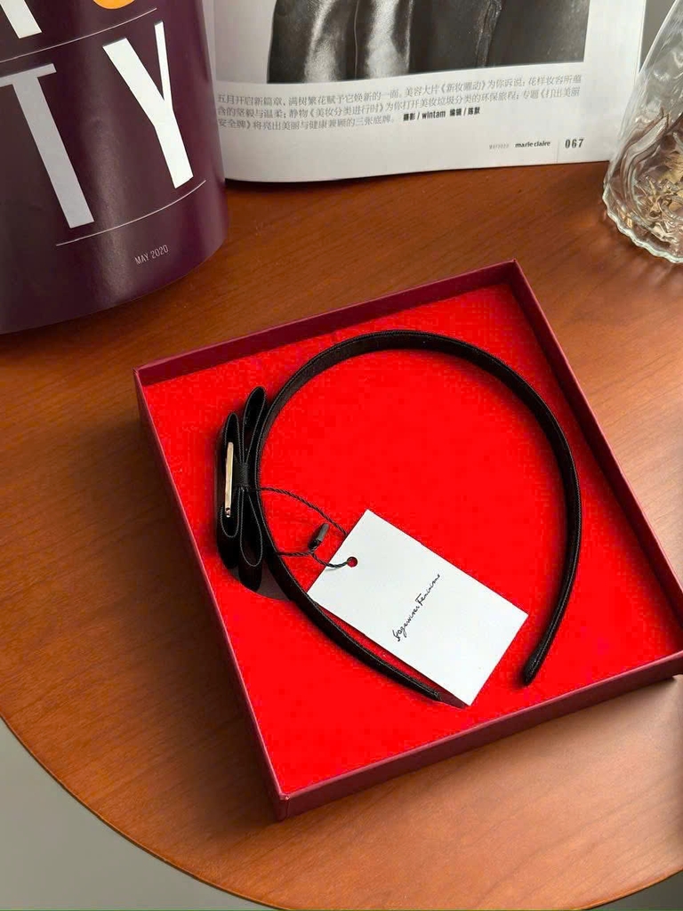 Bờm Sanvatore Ferragamo bản VIP fullbox