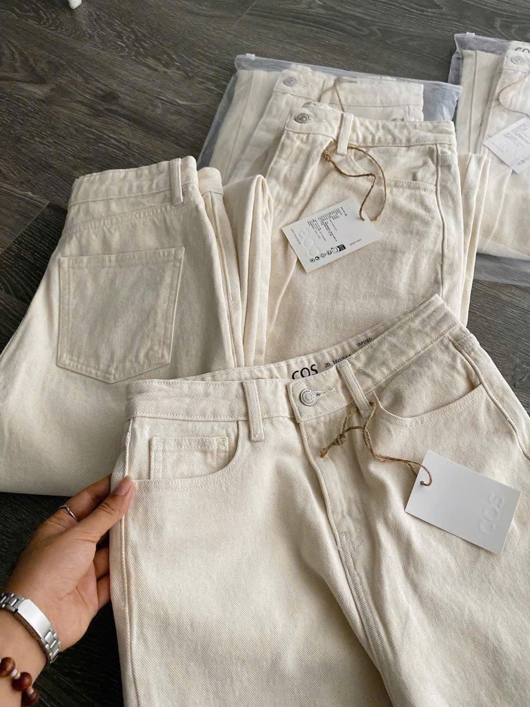 Quần denim COS suông màu kem