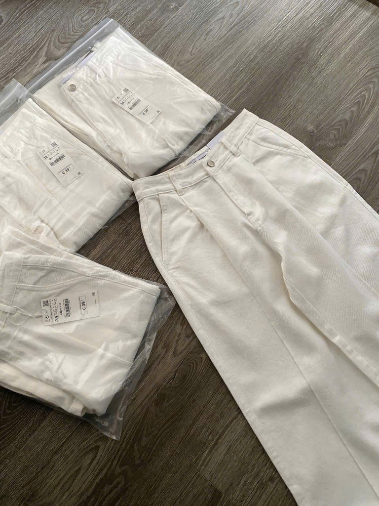 Quần jean trắng Zara dáng suông