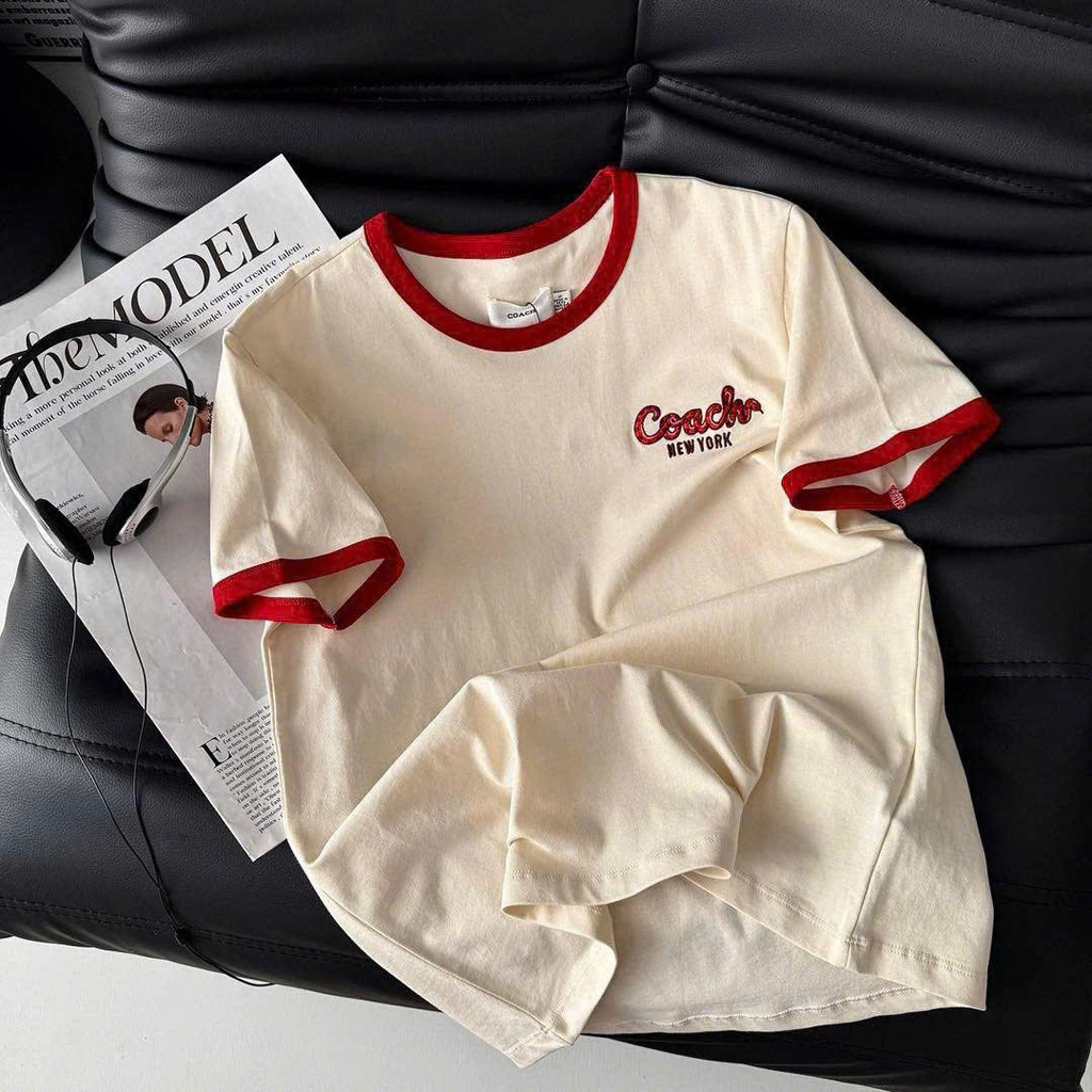 Tshirt COACH  thêu logo ngực