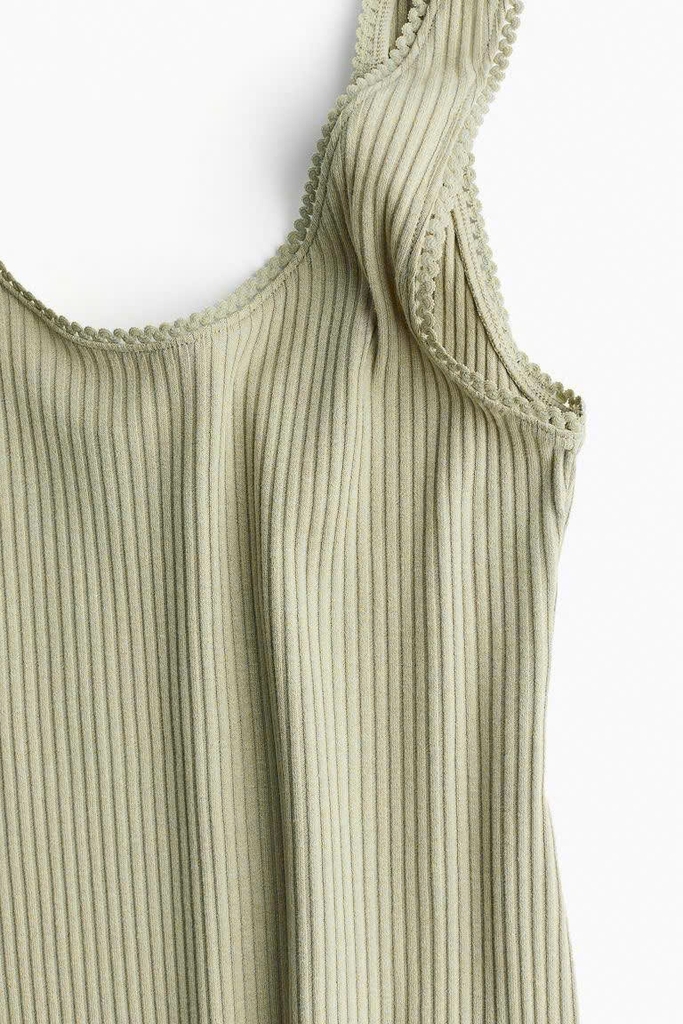 Áo thun tăm H&M viền ren 4 màu