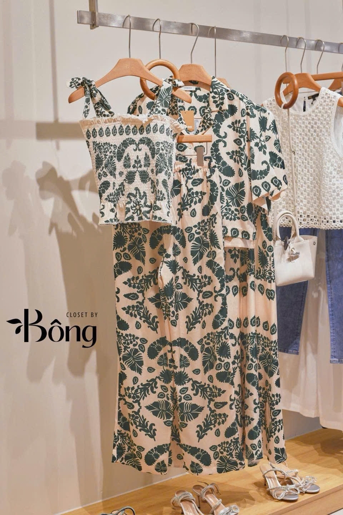 Áo họa tiết hoa