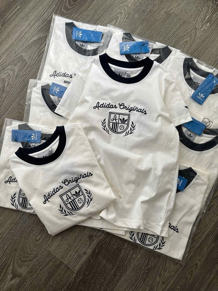 Tshirt ADIDAS trắng thêu ren chỉ đen