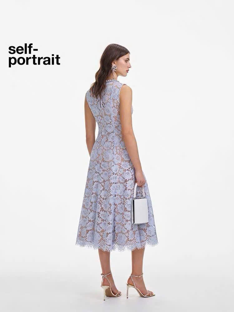 Váy maxi Sel-Portrait ren 3D cổ ngọc trai sát nách tím