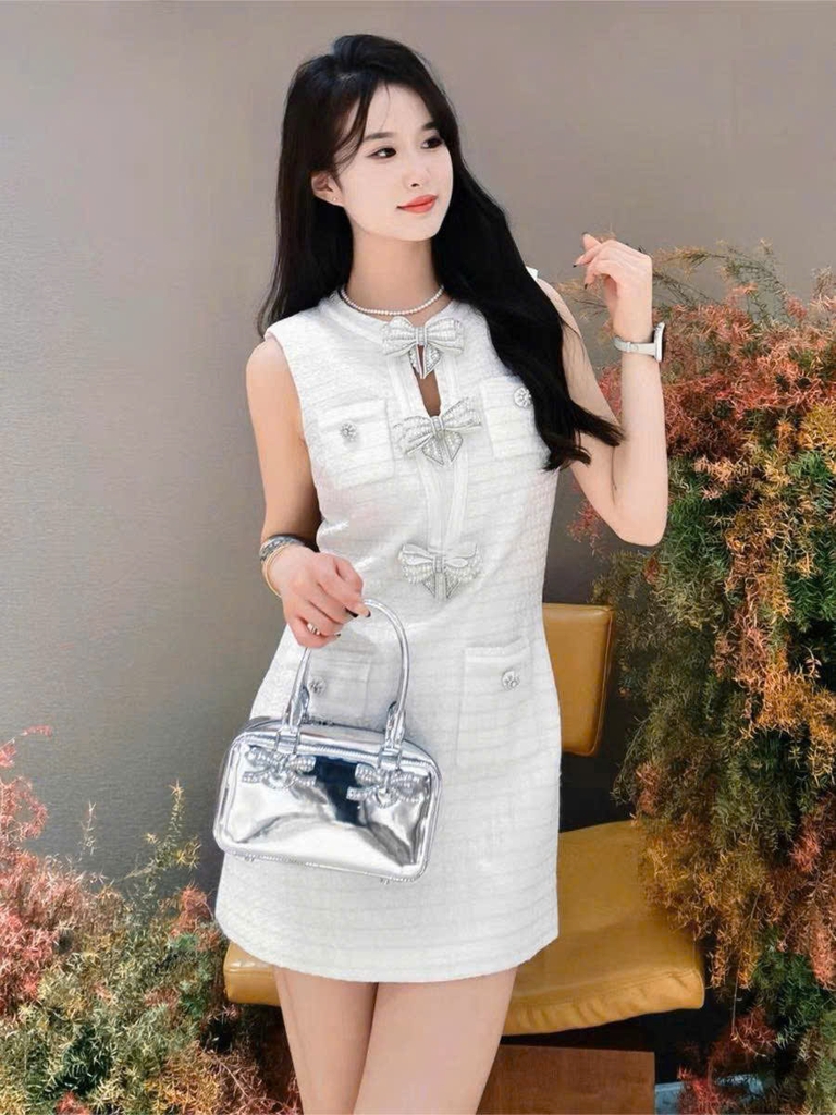 Váy dạ Sel-Portrait sát nách nơ ngọc trai trắng