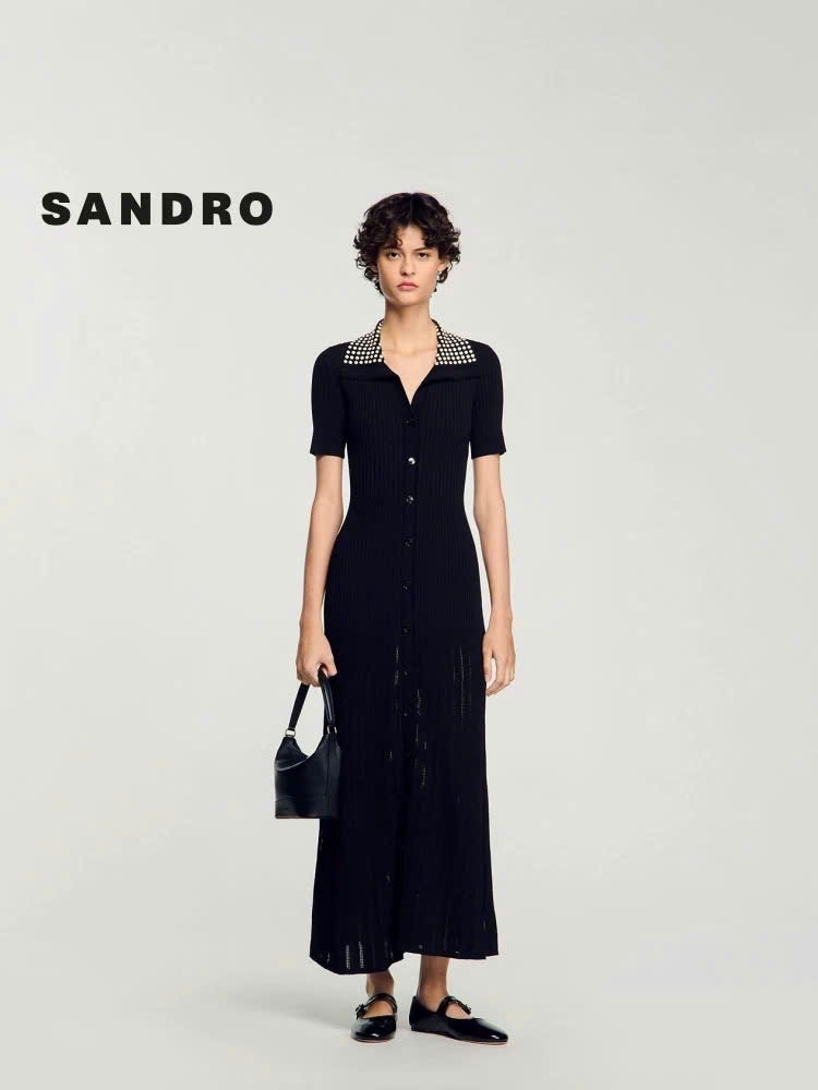 Váy Sandro màu đen maxi cổ đính cườm