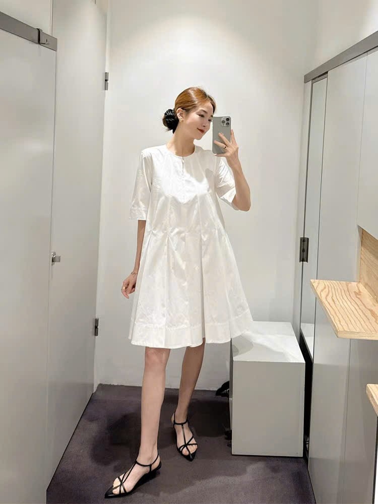 Váy COS poplin khóa ngực baybydoll 2 màu