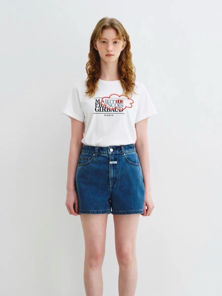 Tshirt Daisy Syndrome in chữ thêu mây