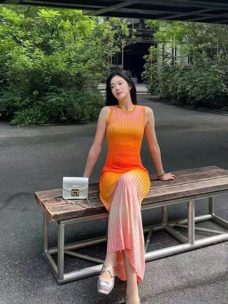 ĐẦM DÀI MAXI KHÔNG TAY DỆT KIM
