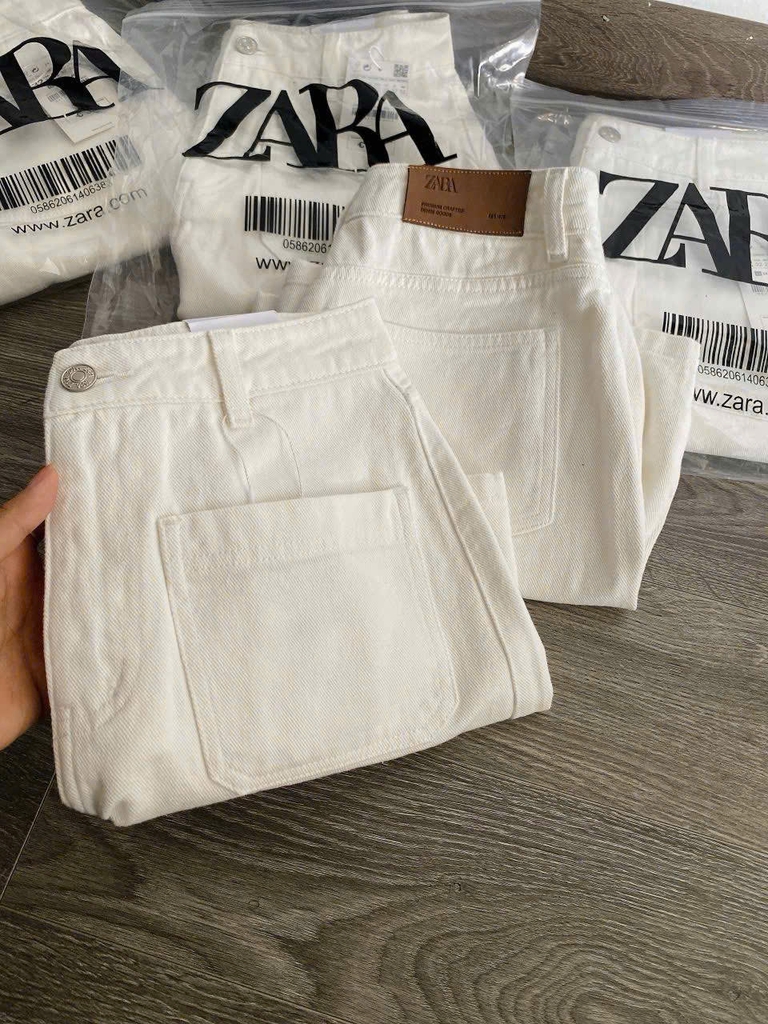 Short denim trắng Zara