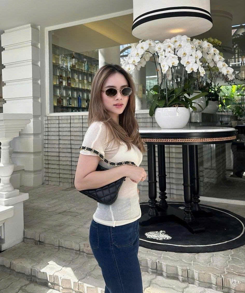 Kính Miumiu OMU52YS - Bản VIP fullbox