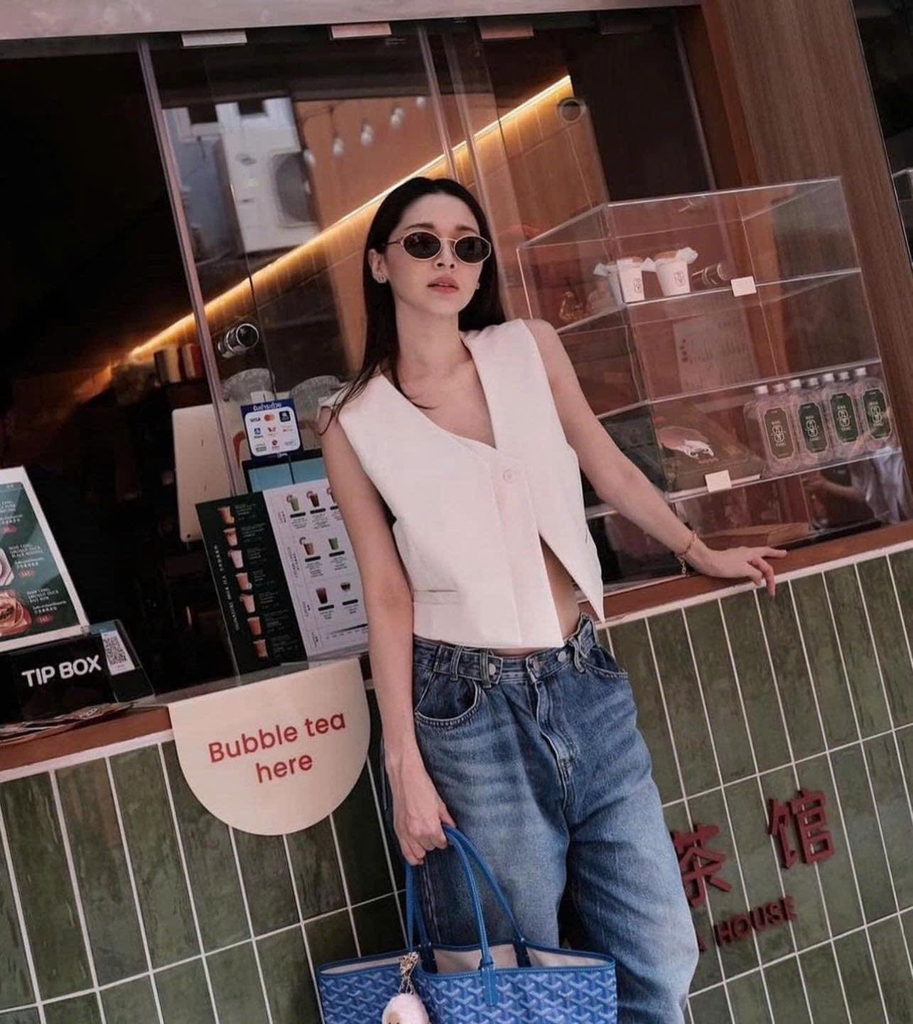 Kính Miumiu OMU52YS - Bản VIP fullbox
