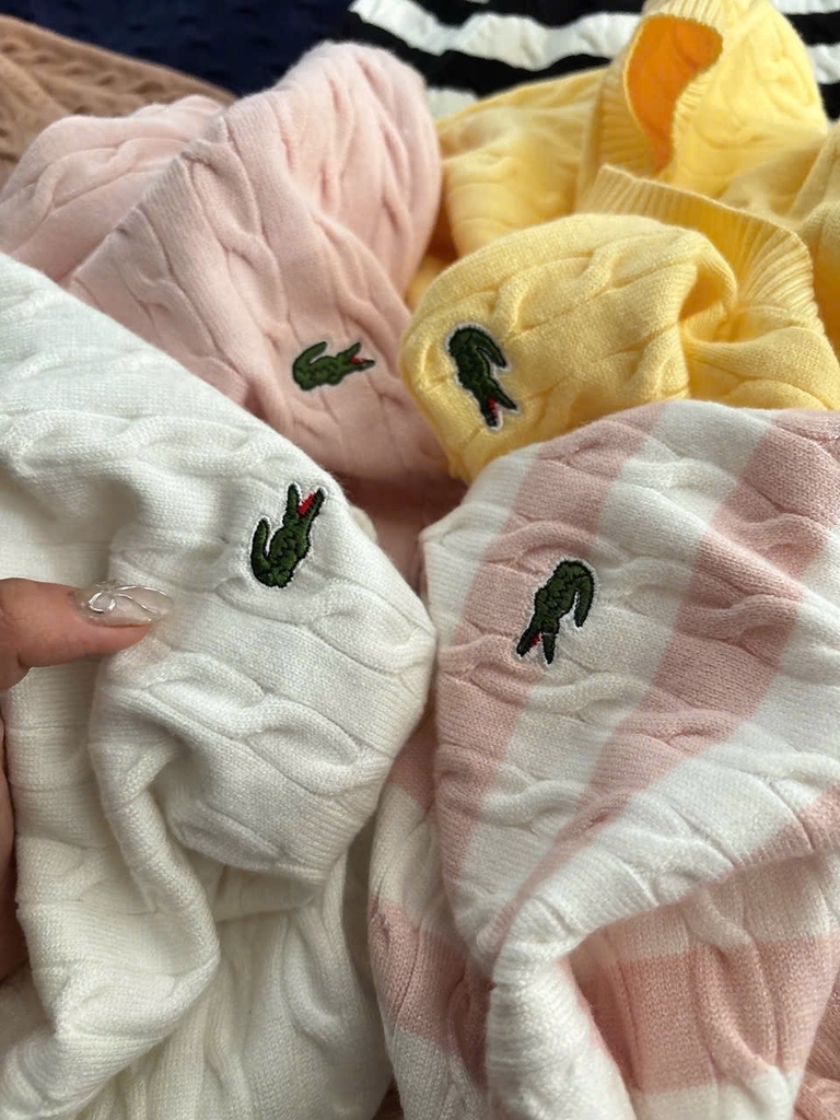 Áo montoghi Lacoste cổ tròn