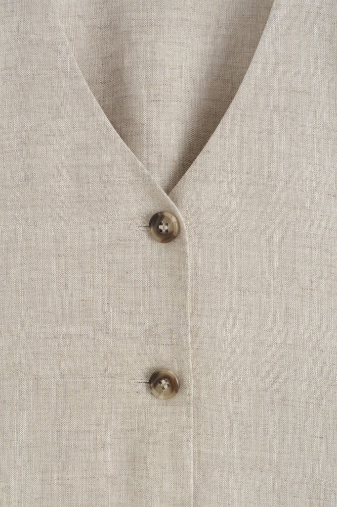 Váy COS linen sát nách khuy trước dáng A kèm belt