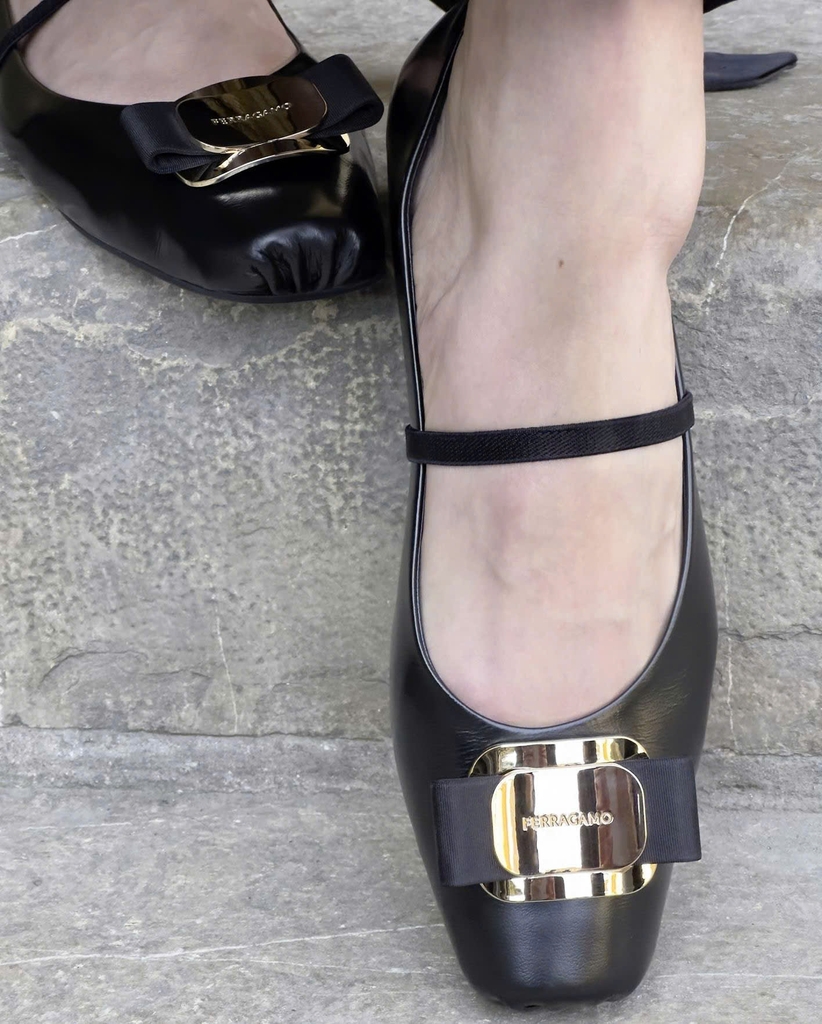Giày búp bê FERRAGAMO