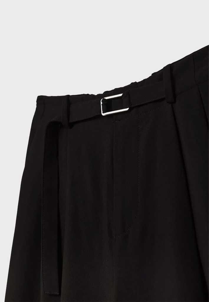Quần suông Stradivarius lưng chun belt trước