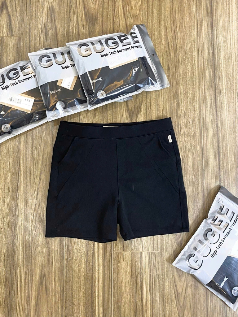 Quần biker cotton GU đen dư xịn