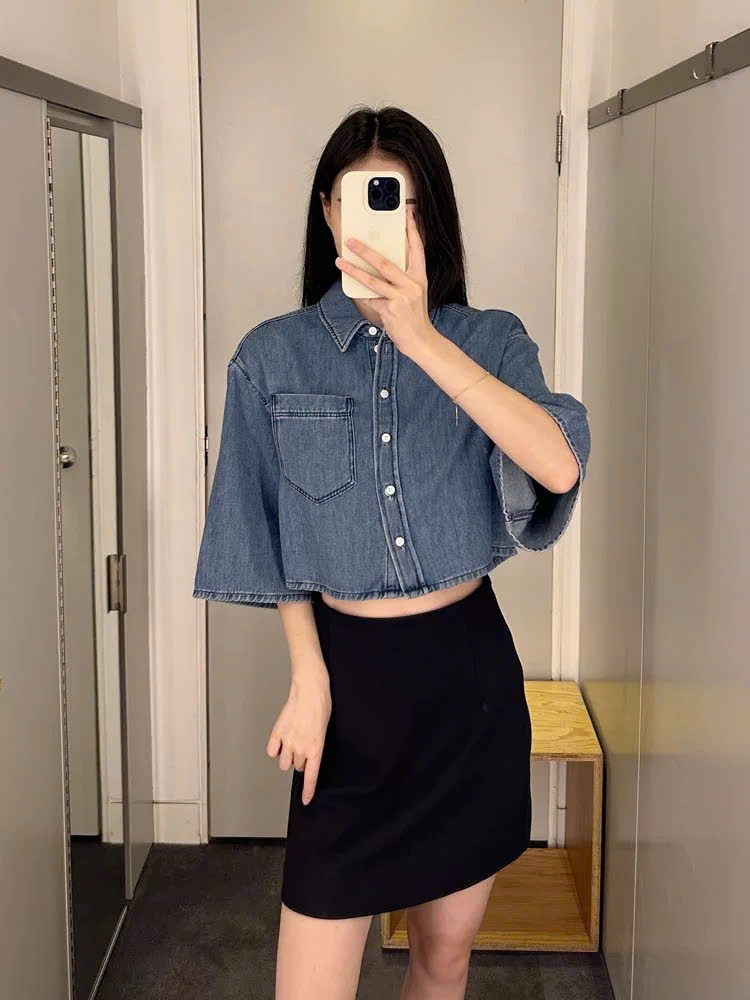 Sơ mi COS denim cổ bẻ dáng crop