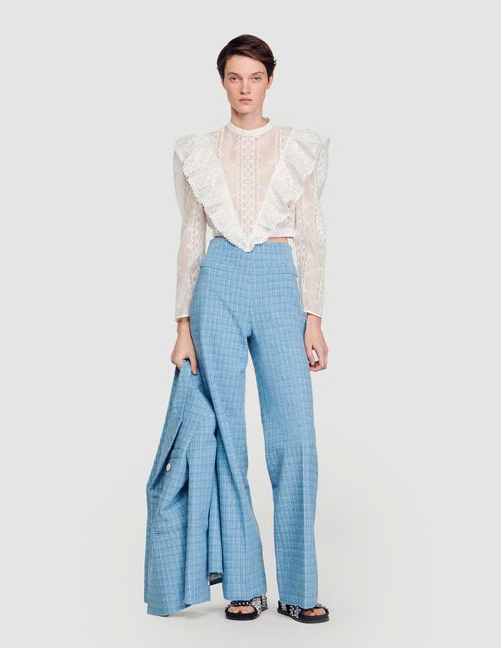 Sơ mi Sandro crop thêu ren chỉ bèo V