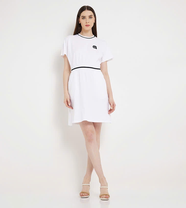 Váy thun cổ tròn đính ren