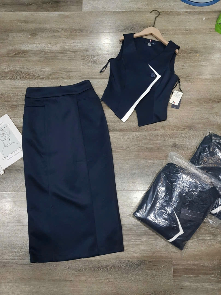 Set tommy viền vạt trắng khuy lệch