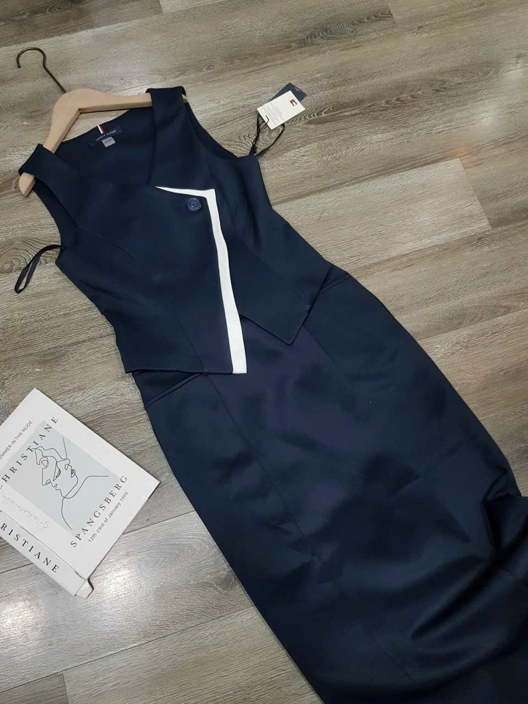 Set tommy viền vạt trắng khuy lệch