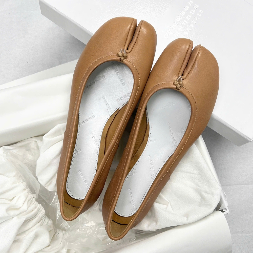 Giày Maison Margiela Tabi Flat