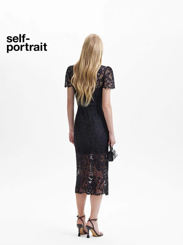 Váy Sel-Portrait ren 3D viền đá