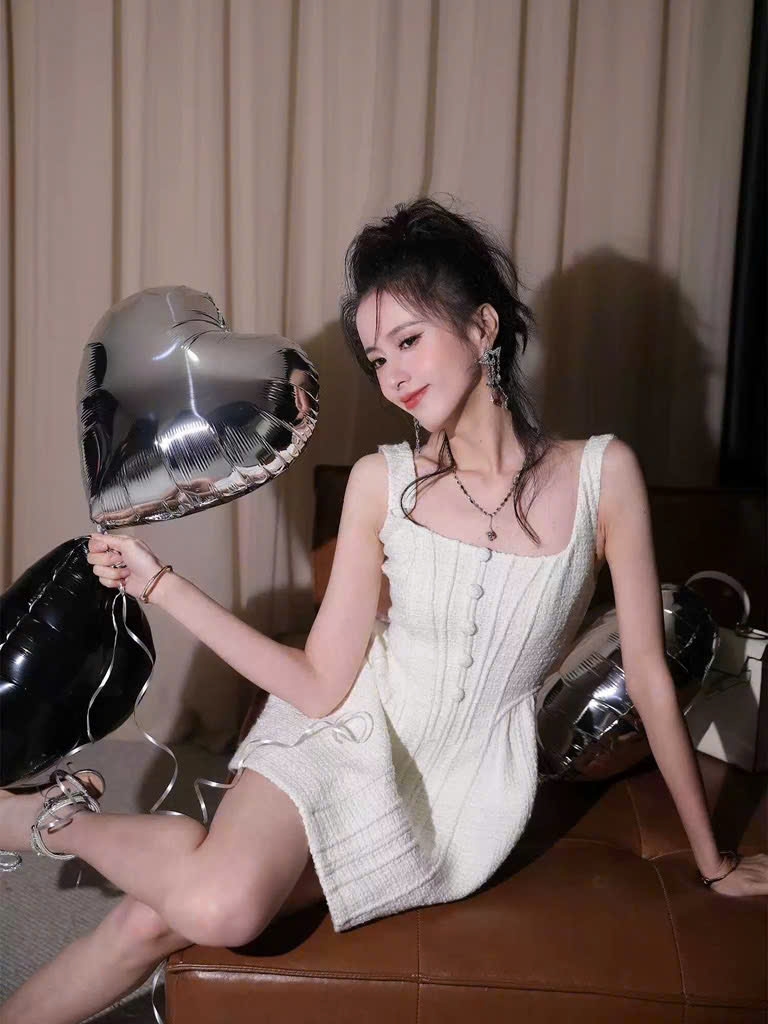 Váy Sel-Portrait trắng 2 dây