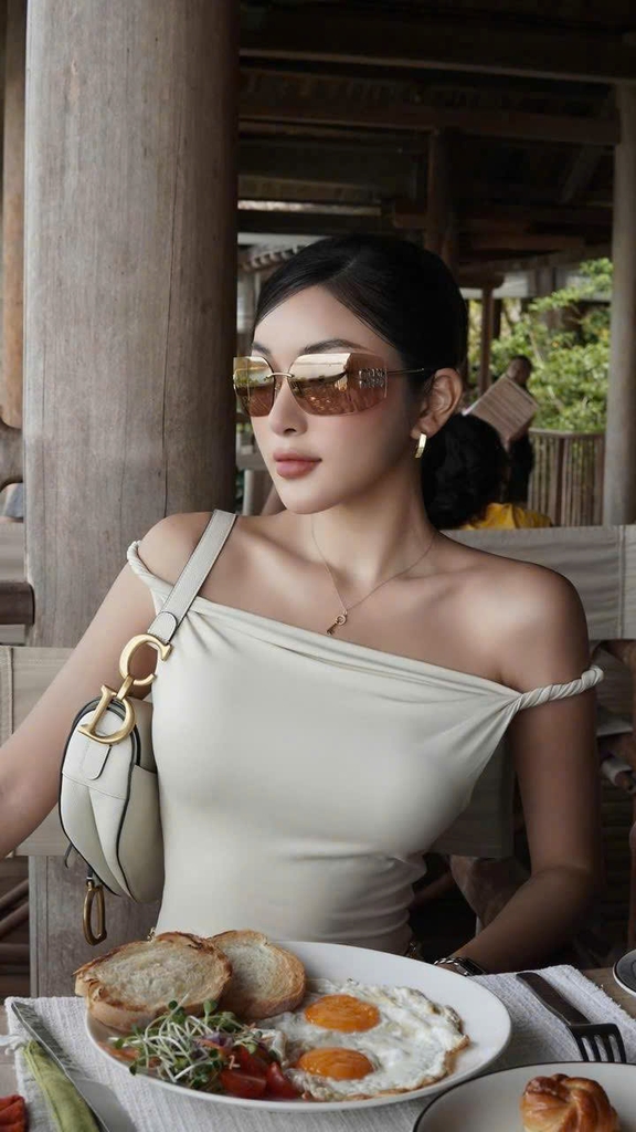 Kính MiuMiu 54YS gọng tràn viền