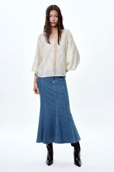 Áo sơ mi Zara cổ V cánh dơi chất thô đũi