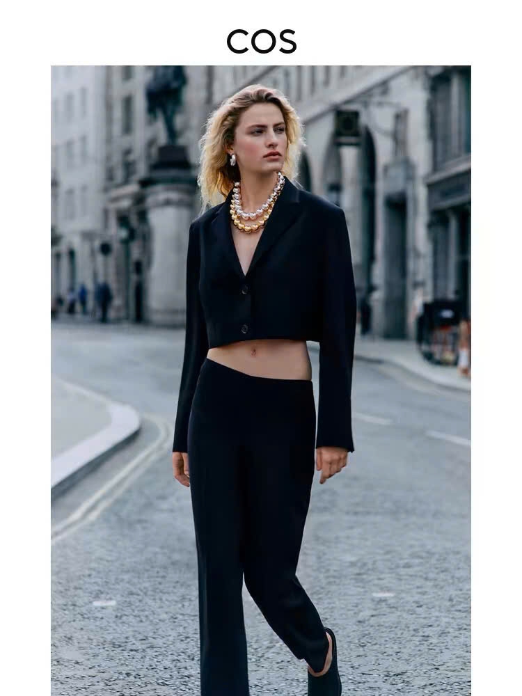 Blazer COS dáng crop đen