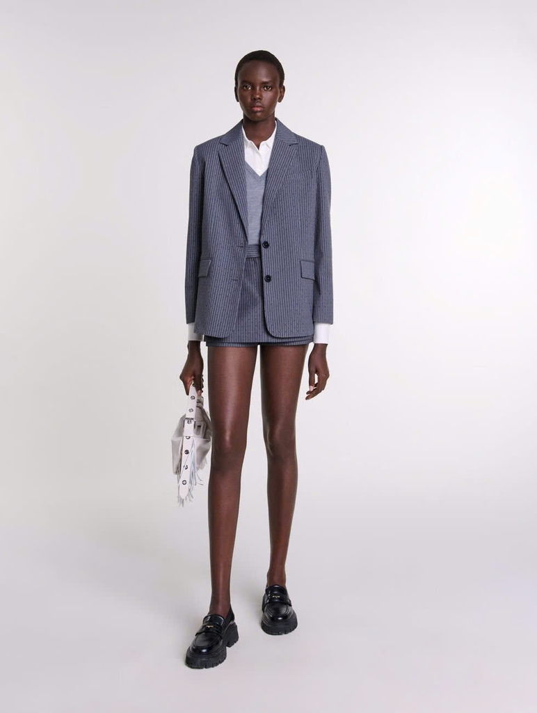 Blazer đính đá lấp lánh