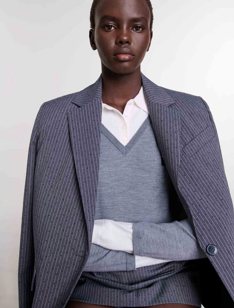 Blazer đính đá lấp lánh