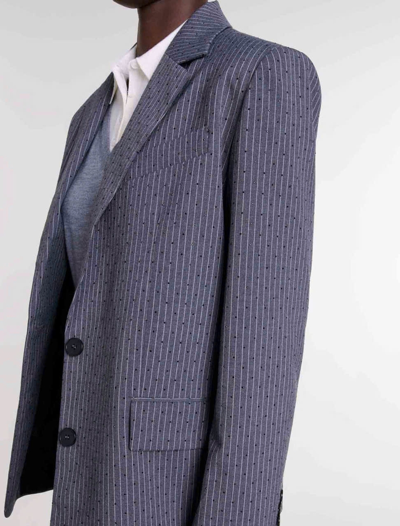 Blazer đính đá lấp lánh