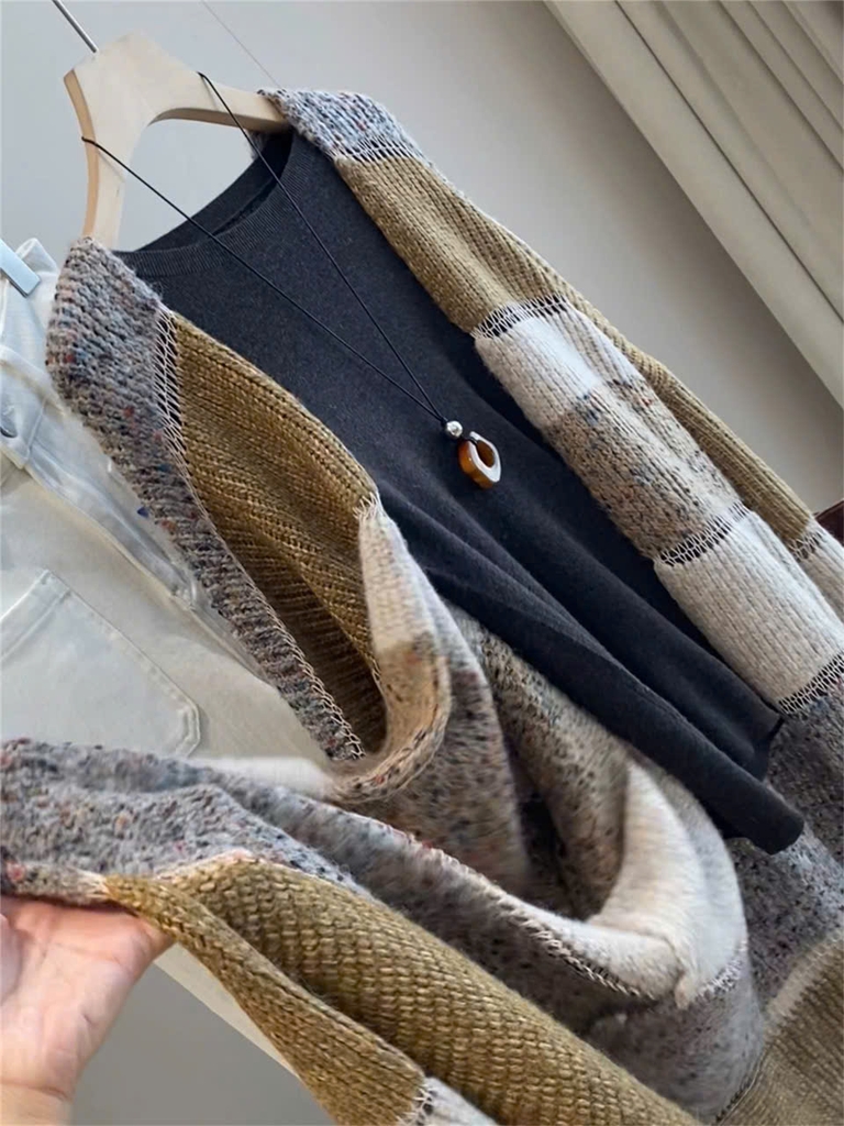 Cardigan Zara dáng dài phối màu cafe