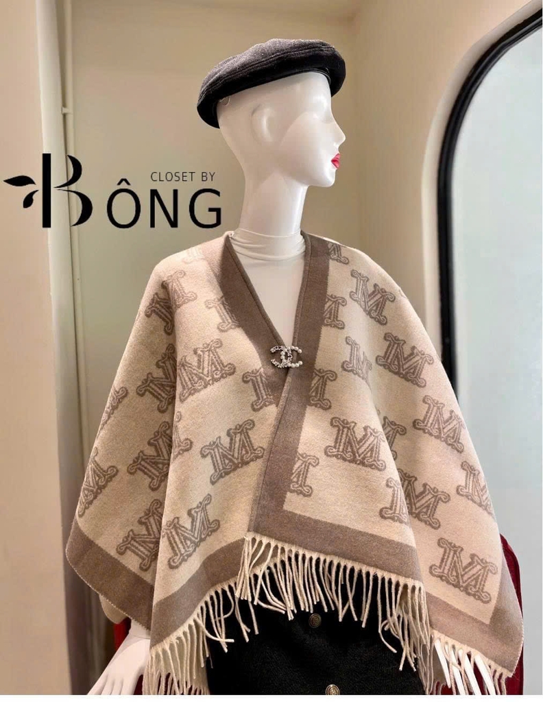 Khăn cape MaxMara tua rua