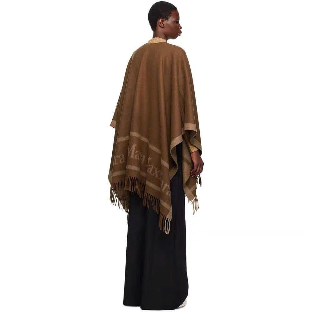 Khăn cape MaxMara tua rua