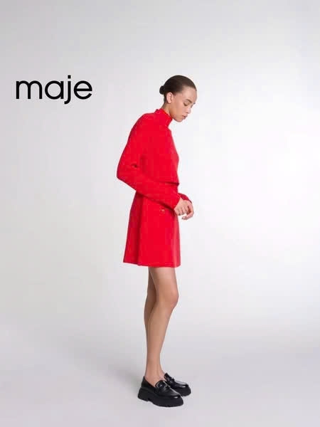 Váy len dệt kim Maje sát nách