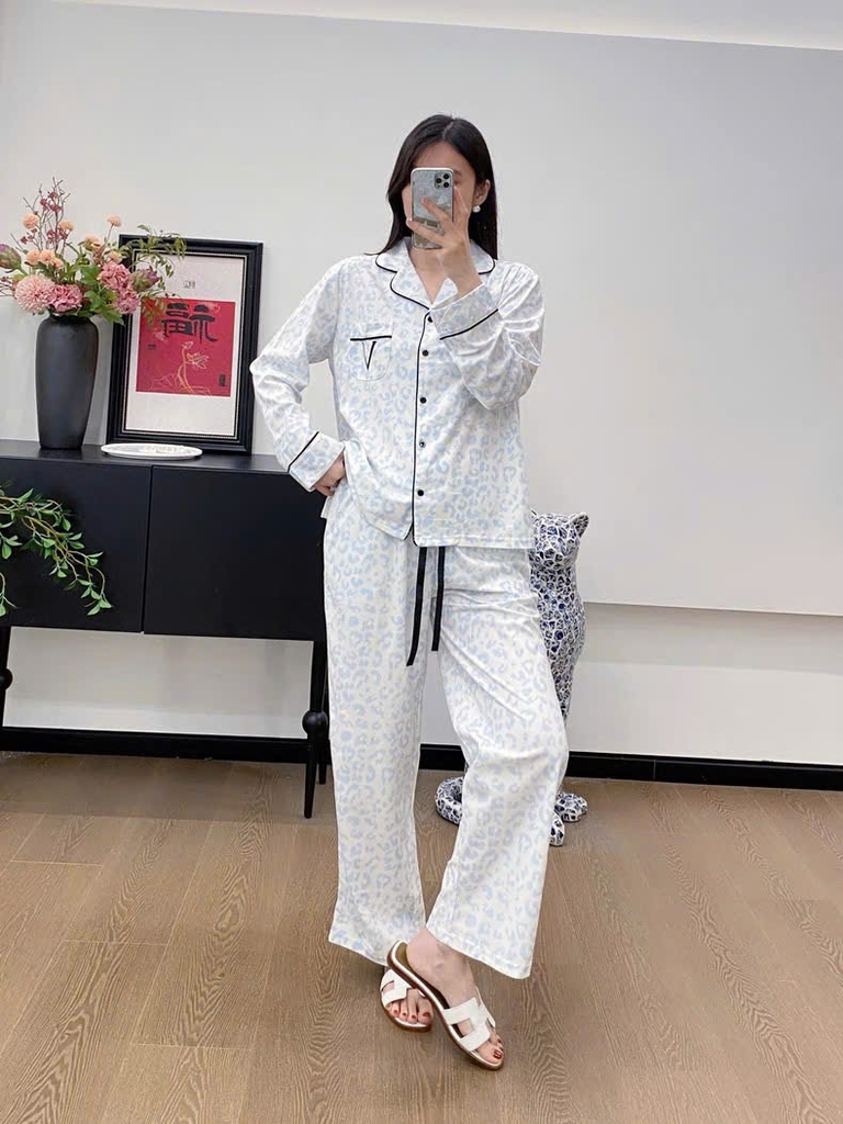 Set VICTORIA SECRET dạ nhung dài tay