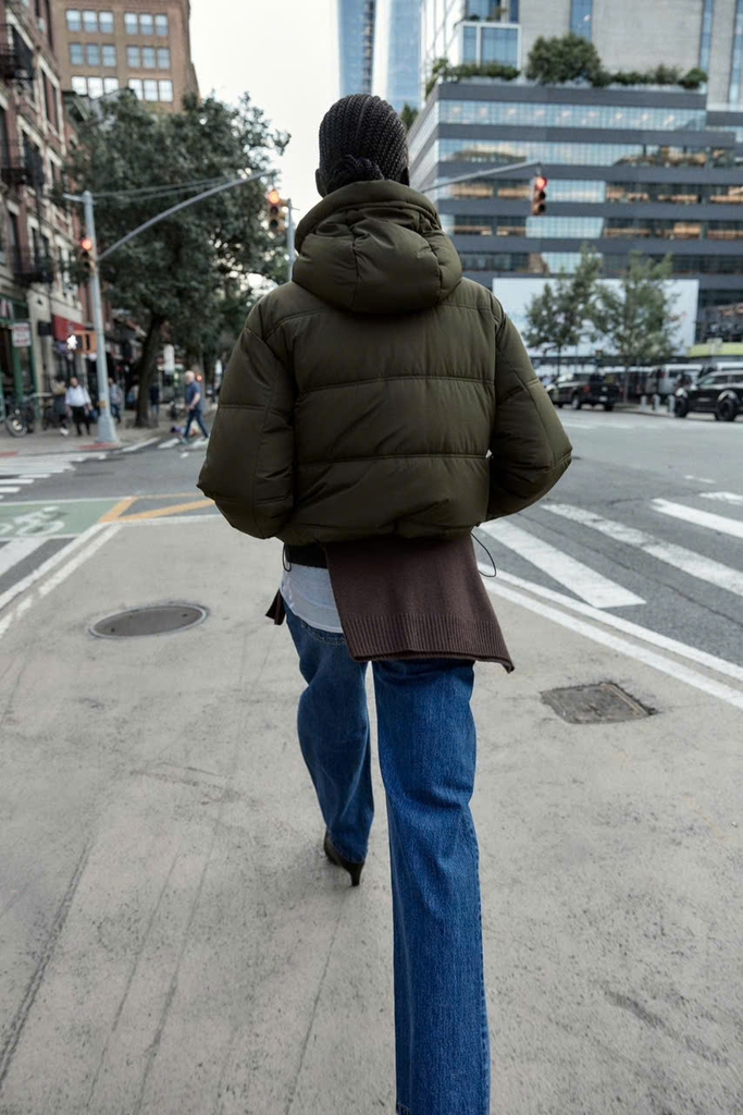 Áo phao Zara phối mũ rút dây