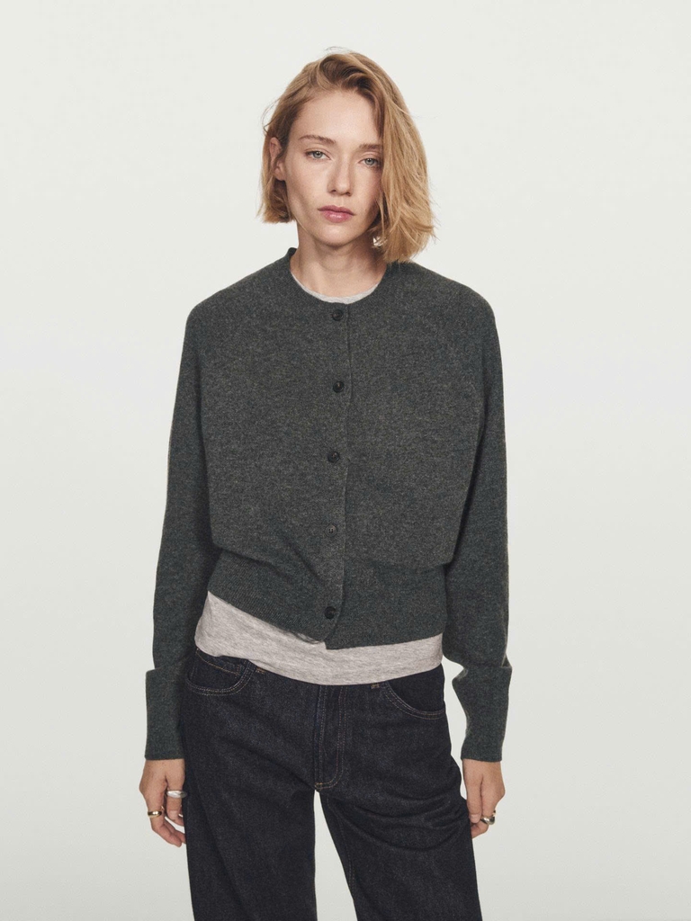Cardigan tay cánh dơi