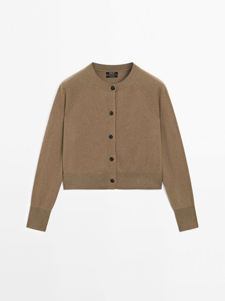 Cardigan tay cánh dơi
