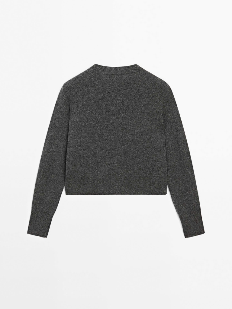 Cardigan tay cánh dơi