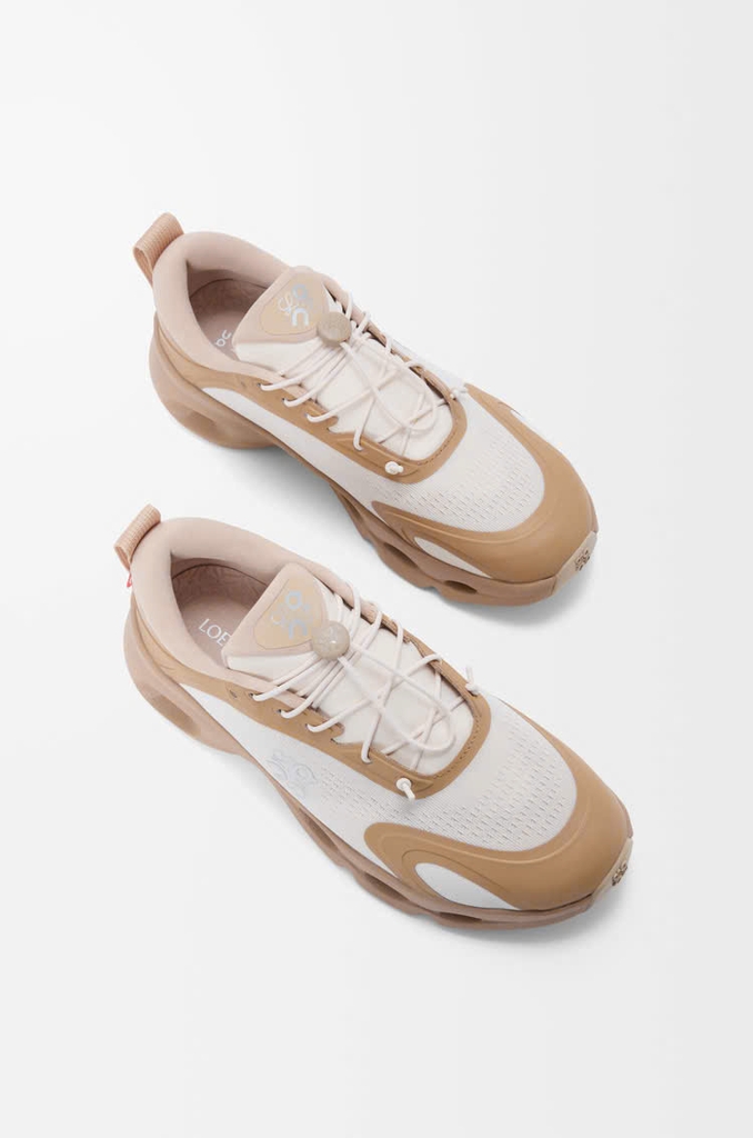 Giày sneaker Cloudsolo