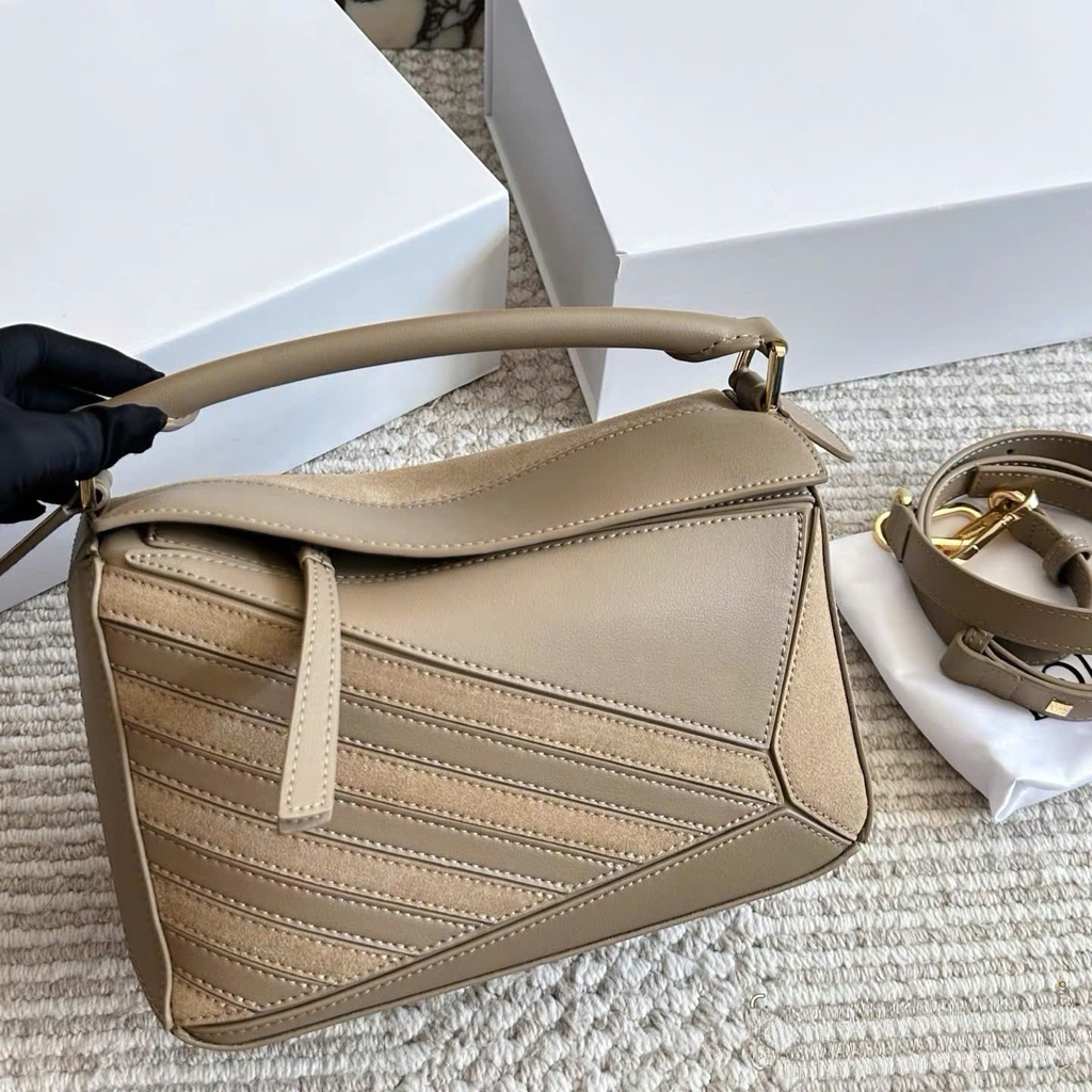 Túi LOEWE PUZZLE suede bad medium