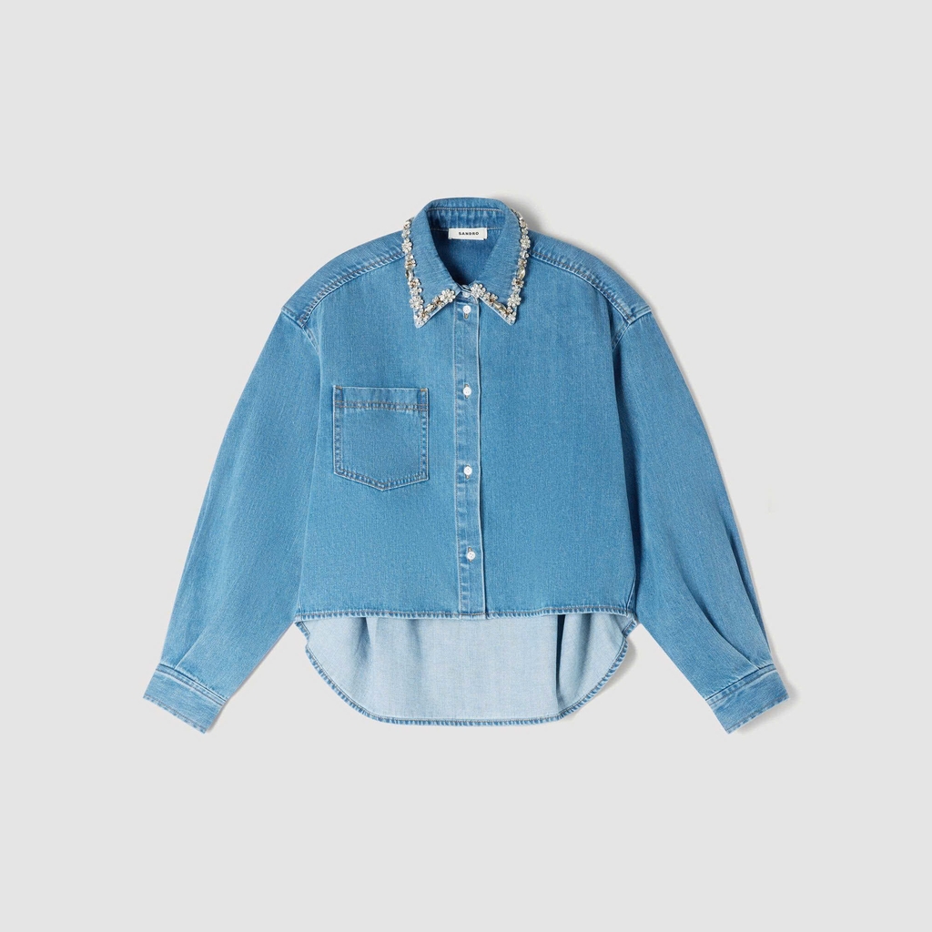 Áo sơ mi denim đính đá