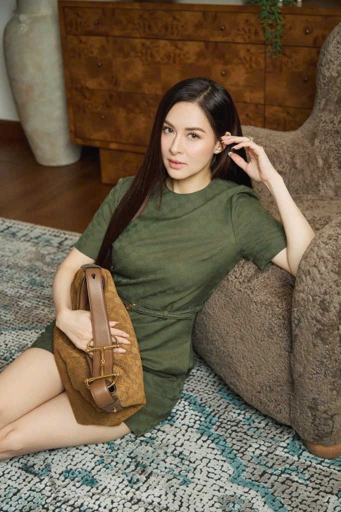Túi Gucci Beatrix tote bag medium