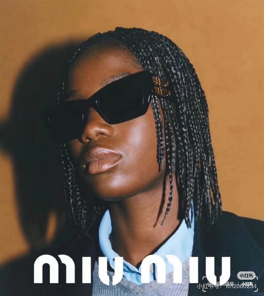 Kính Miumiu OMU 110S