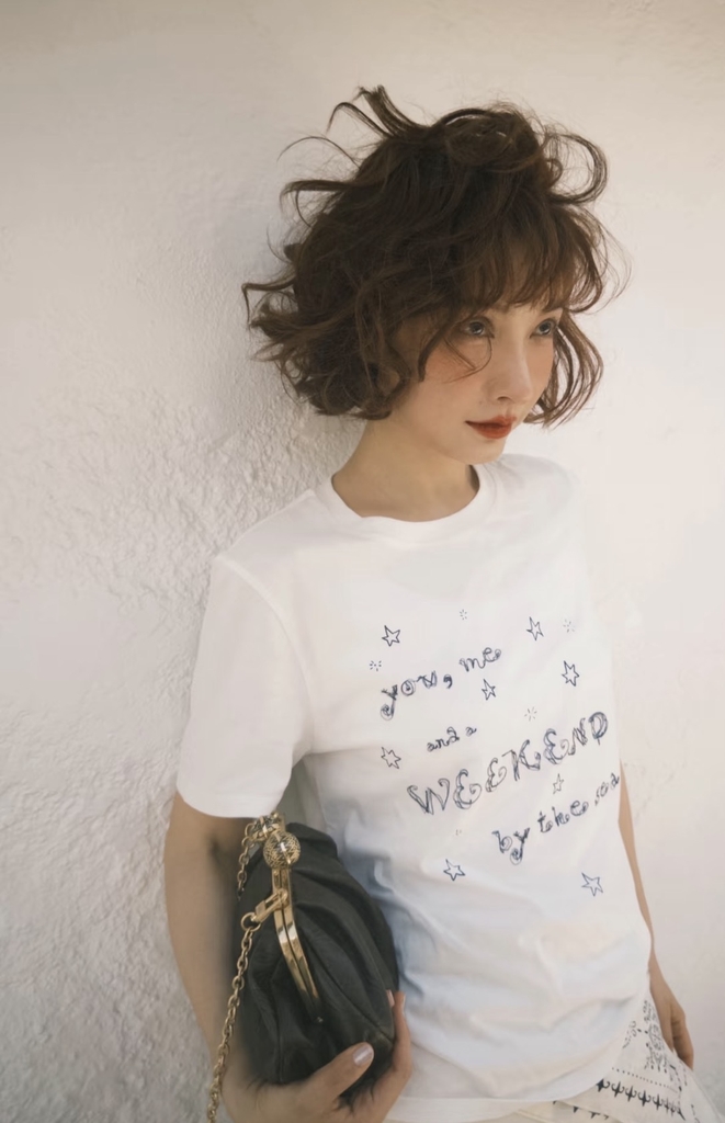 Tshirt MAXMARA họa tiết ngôi sao trắng